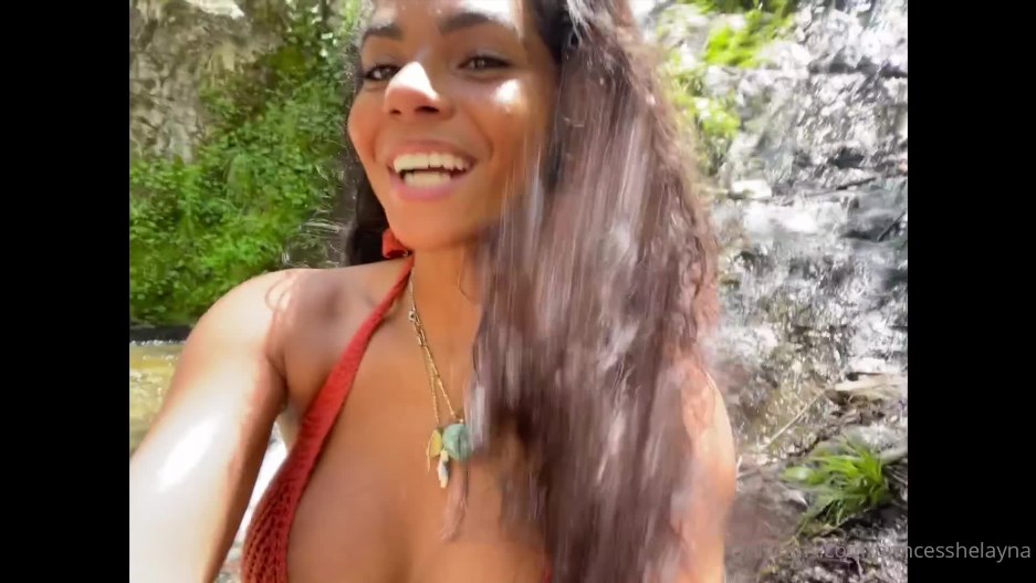 Princess Helayna - Naked at the Waterfall -Handpicked Jerk-Off Instruction